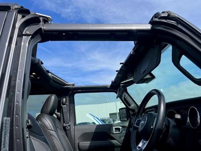 2022 Jeep Gladiator - Thumbnail