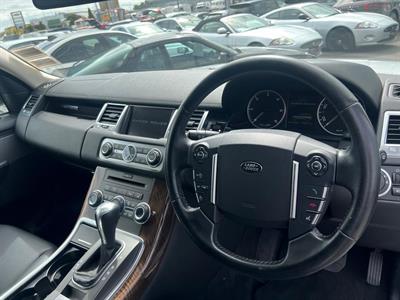 2011 Land Rover Range Rover - Thumbnail