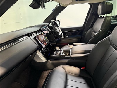 2022 Land Rover Range Rover - Thumbnail