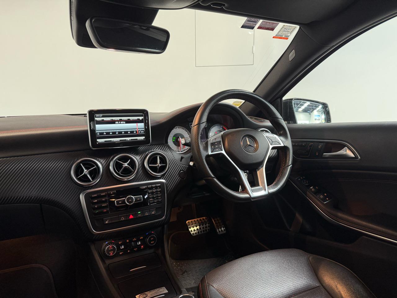 2014 Mercedes-Benz A 180