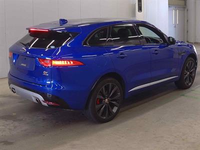 2016 Jaguar F-Pace - Thumbnail