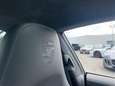 2017 Porsche 911 - Thumbnail