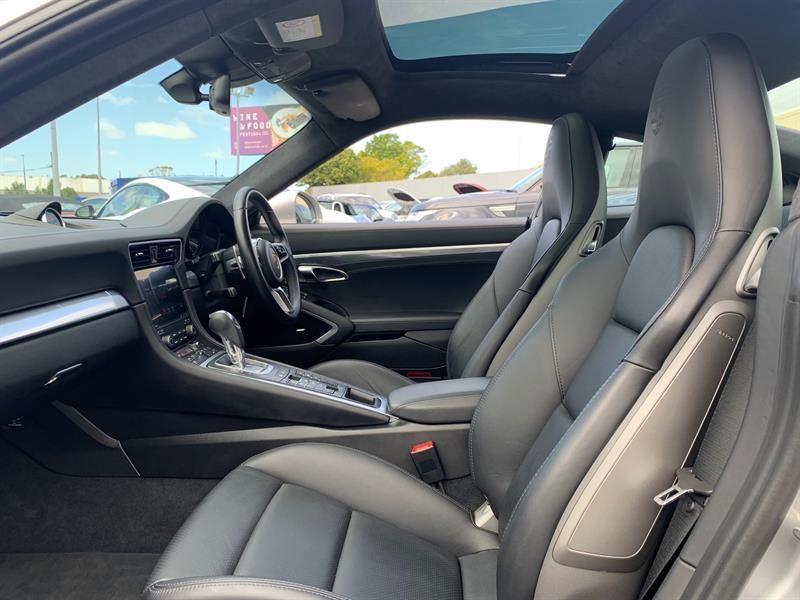 2017 Porsche 911