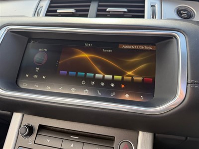 2017 Land Rover Range Rover - Thumbnail