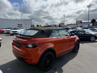 2017 Land Rover Range Rover - Thumbnail