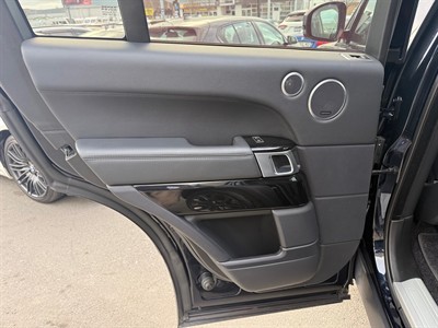 2015 Land Rover Range Rover - Thumbnail