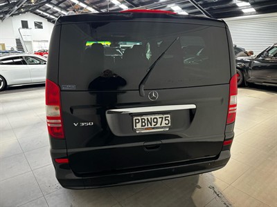 2012 Mercedes-Benz V 350 - Thumbnail