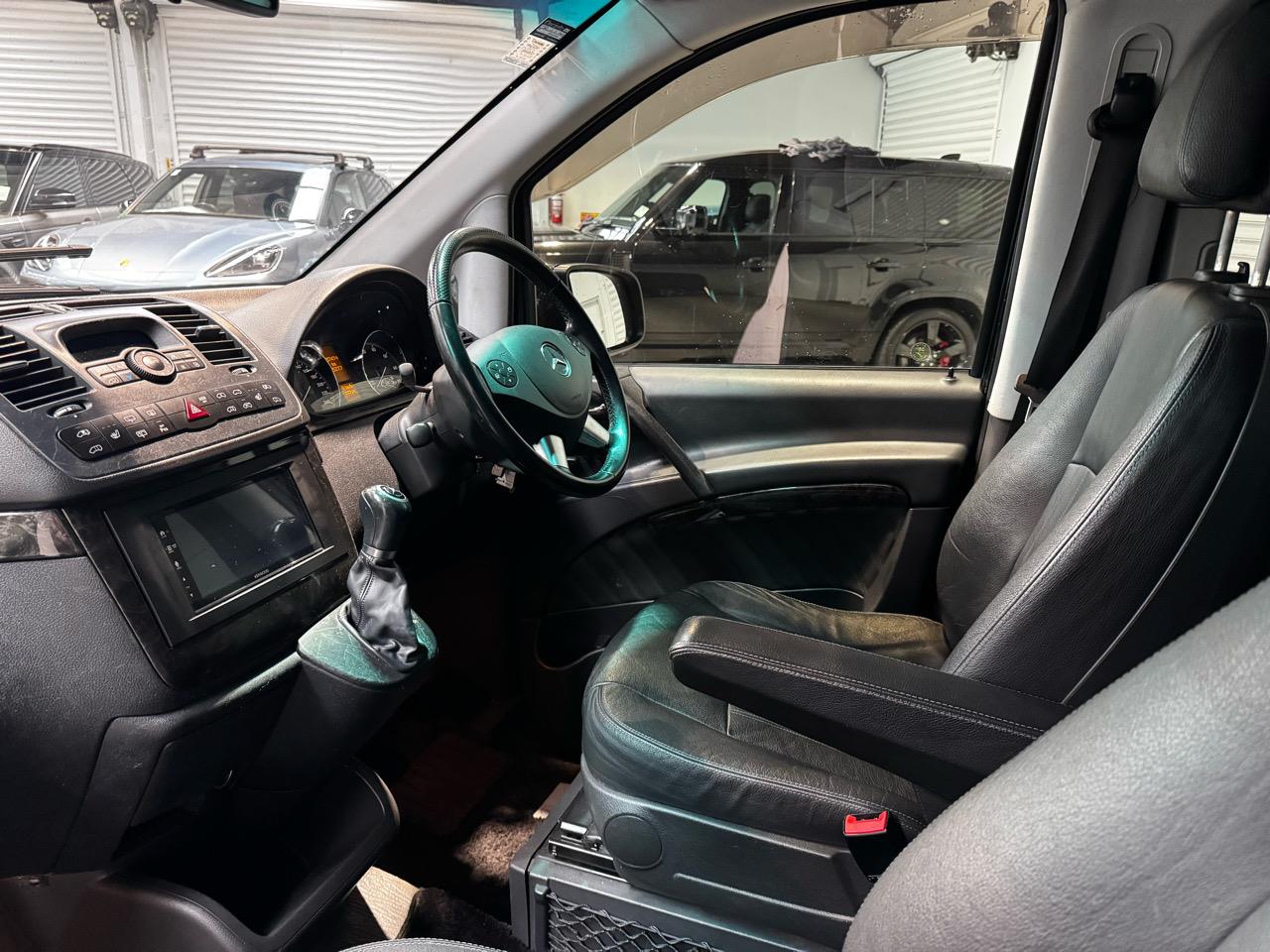 2012 Mercedes-Benz V 350