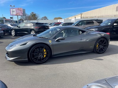 2012 Ferrari 458 - Thumbnail