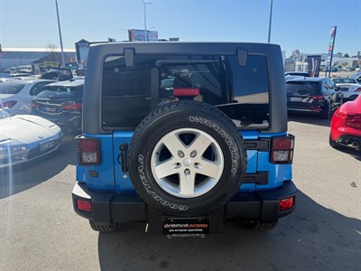2014 Jeep Wrangler - Thumbnail