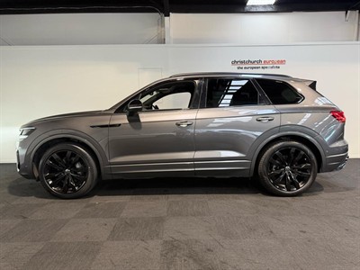 2023 Volkswagen Touareg - Thumbnail