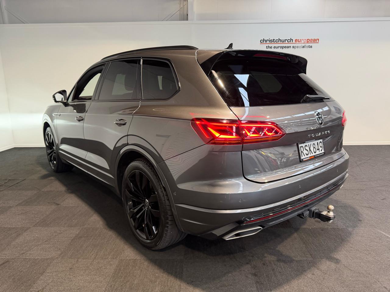 2023 Volkswagen Touareg