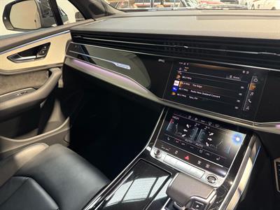 2021 Audi Q7 - Thumbnail