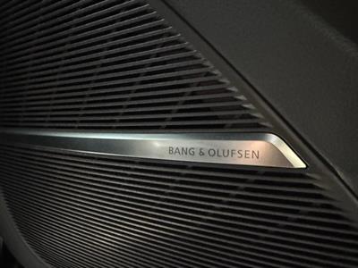 2021 Audi Q7 - Thumbnail
