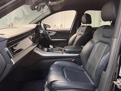 2021 Audi Q7 - Thumbnail