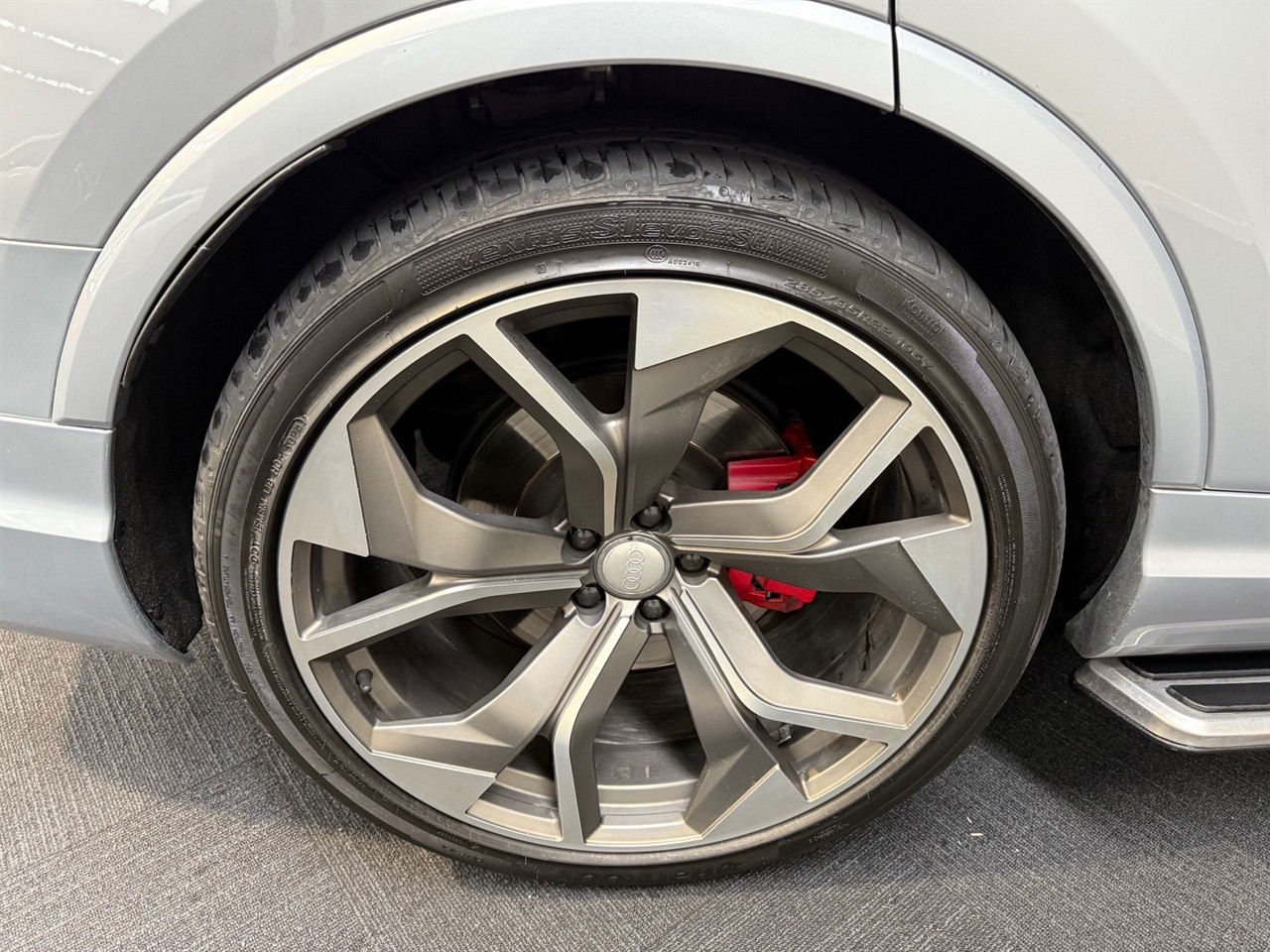 2018 Audi SQ7