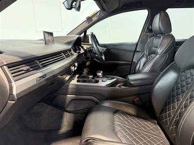2018 Audi SQ7 - Thumbnail