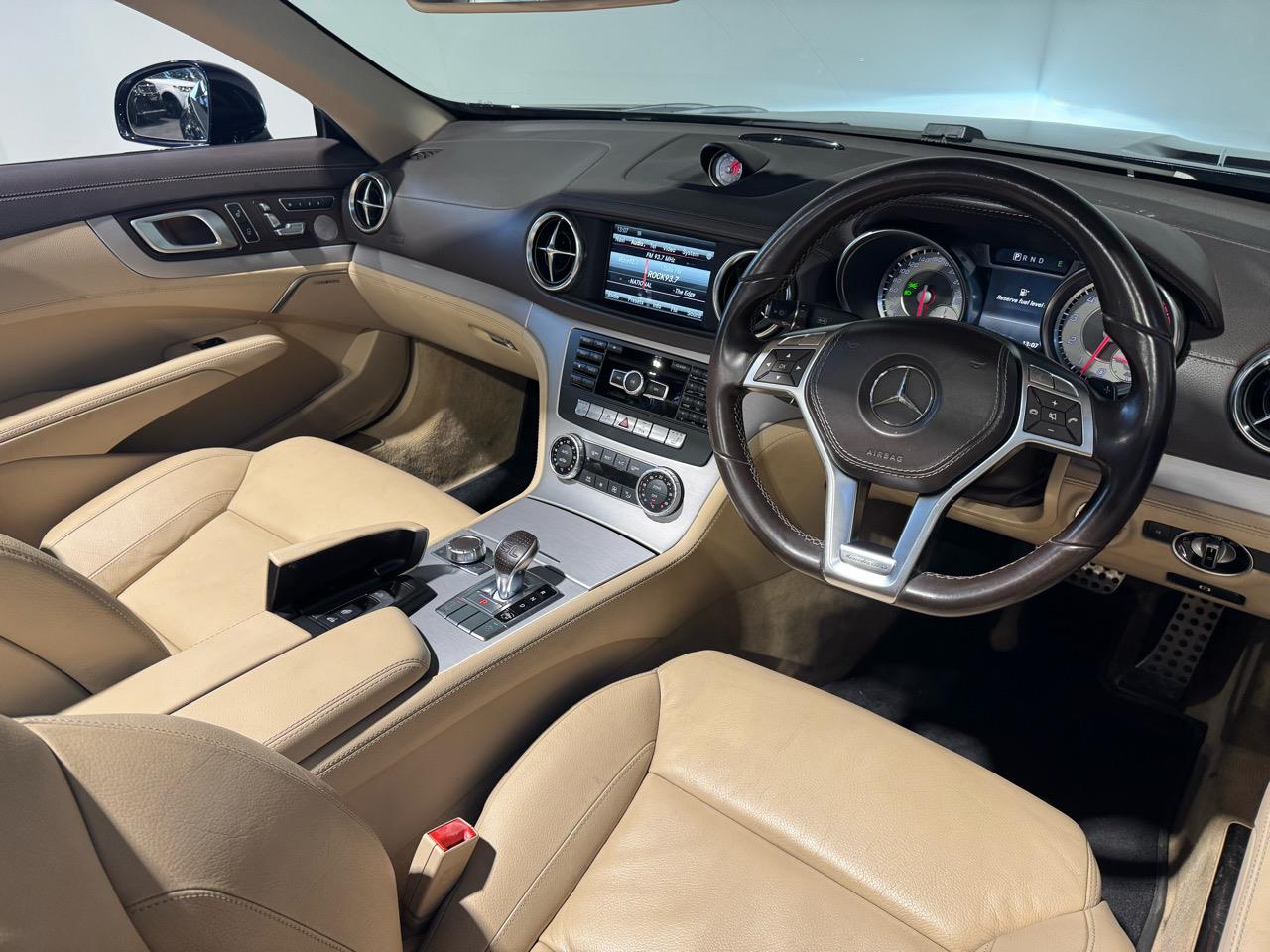 2016 Mercedes-Benz SL 400