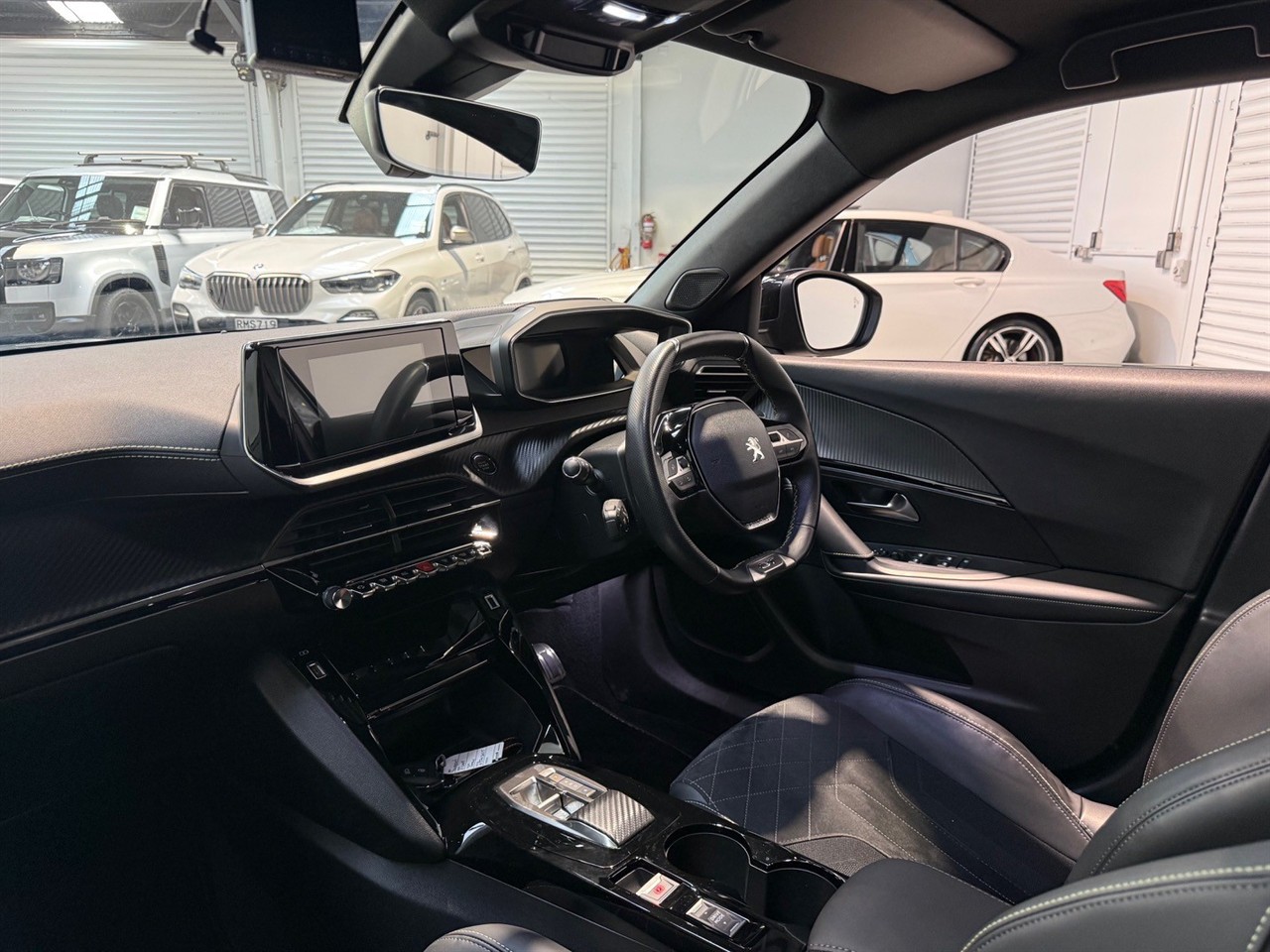 2022 Peugeot e-2008