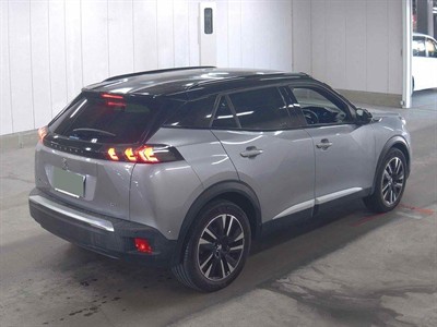 2022 Peugeot e-2008 - Thumbnail