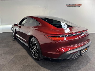 2020 Porsche Taycan - Thumbnail