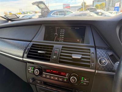2010 BMW X6 - Thumbnail