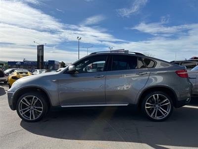 2010 BMW X6 - Thumbnail