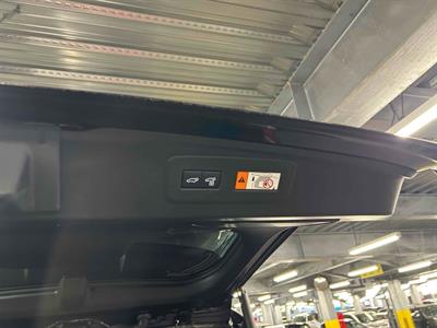 2024 Toyota Land Cruiser Prado - Thumbnail