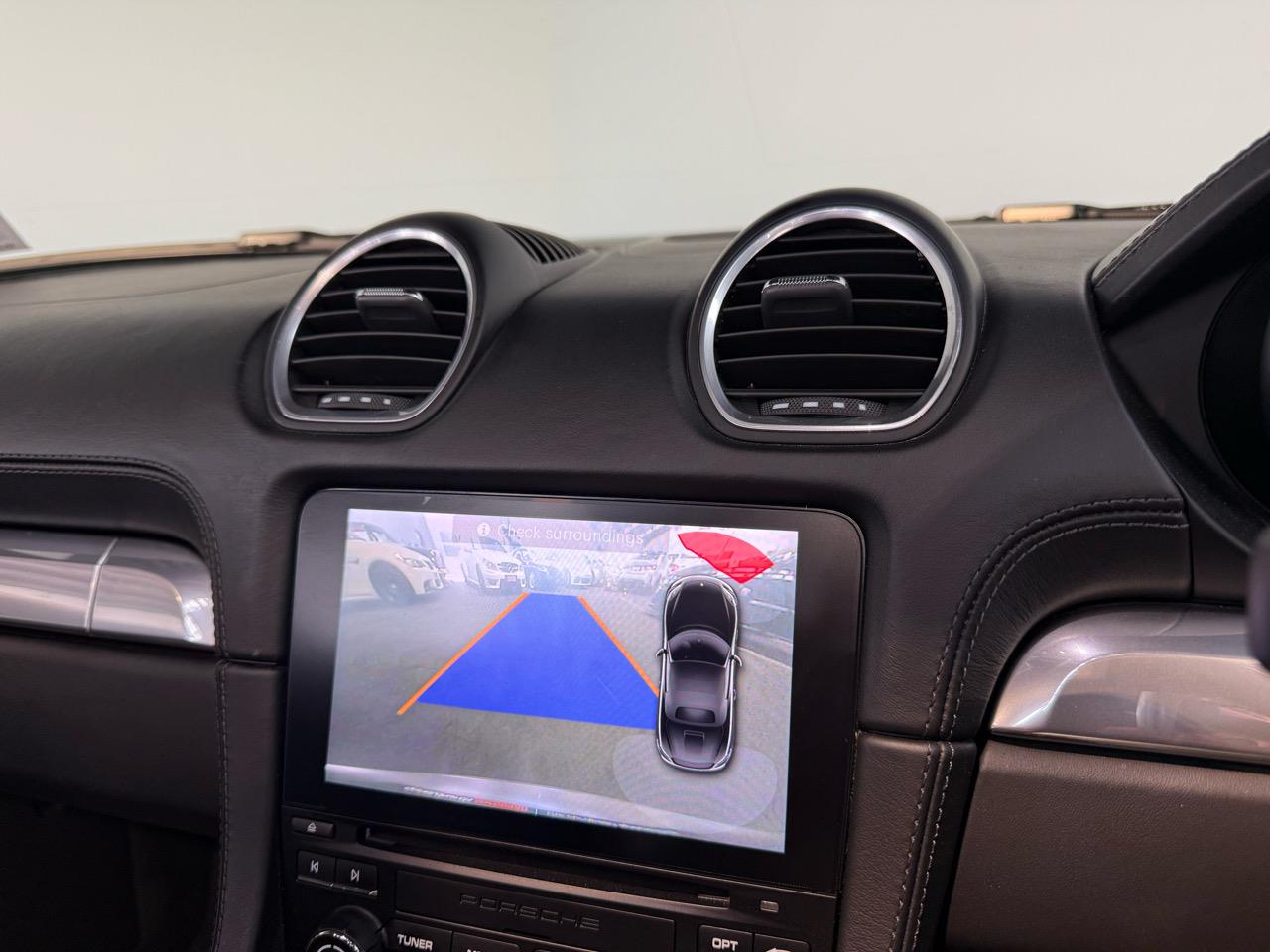 2020 Porsche Boxster