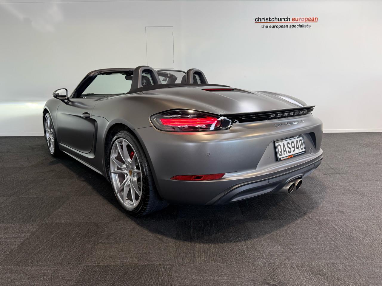 2020 Porsche Boxster