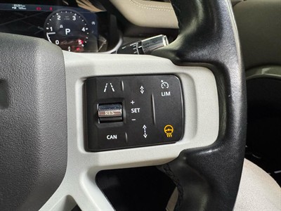 2021 Land Rover Defender - Thumbnail