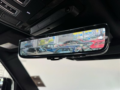 2021 Land Rover Defender - Thumbnail