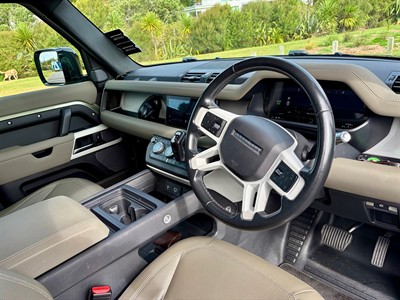 2021 Land Rover Defender - Thumbnail