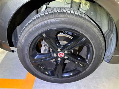 2017 Jaguar F-Pace - Thumbnail