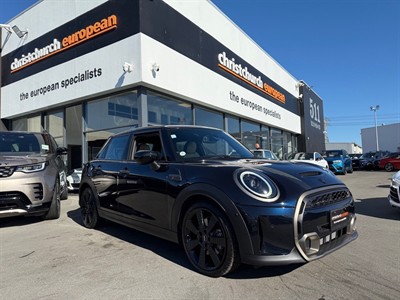 2023 Mini Cooper S - Thumbnail