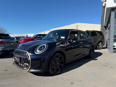 2023 Mini Cooper S - Thumbnail