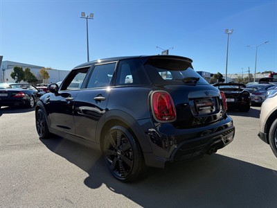 2023 Mini Cooper S - Thumbnail