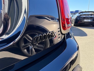2023 Mini Cooper S - Thumbnail