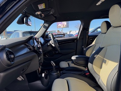 2023 Mini Cooper S - Thumbnail