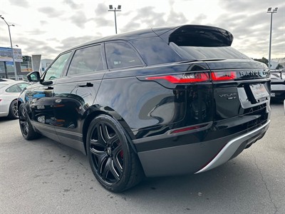 2018 Land Rover Range Rover - Thumbnail