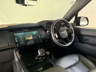 2024 Land Rover Range Rover Sport - Thumbnail