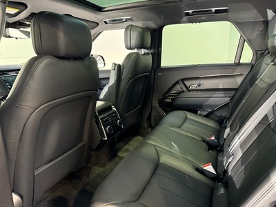 2024 Land Rover Range Rover Sport - Thumbnail