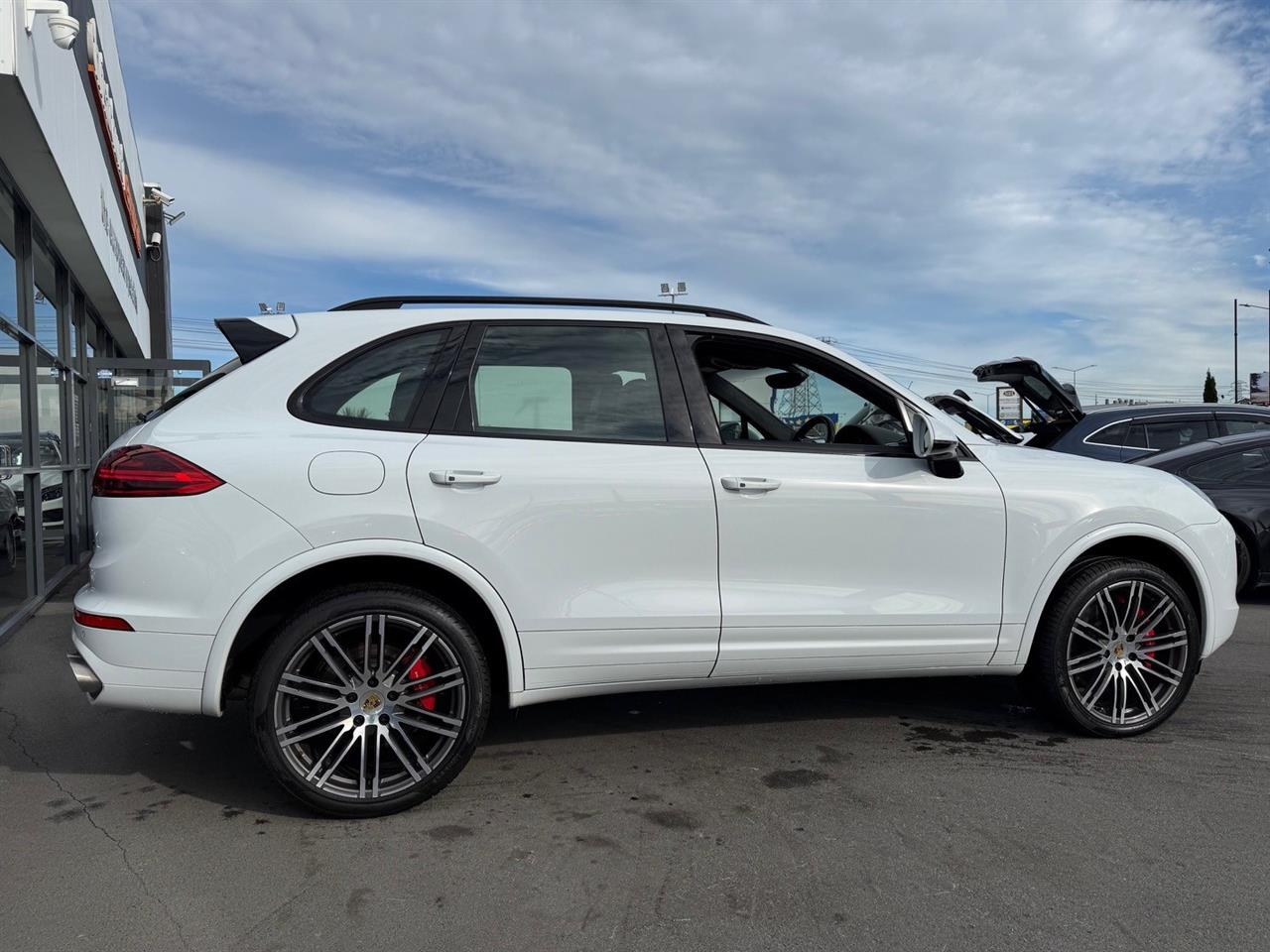 2015 Porsche Cayenne