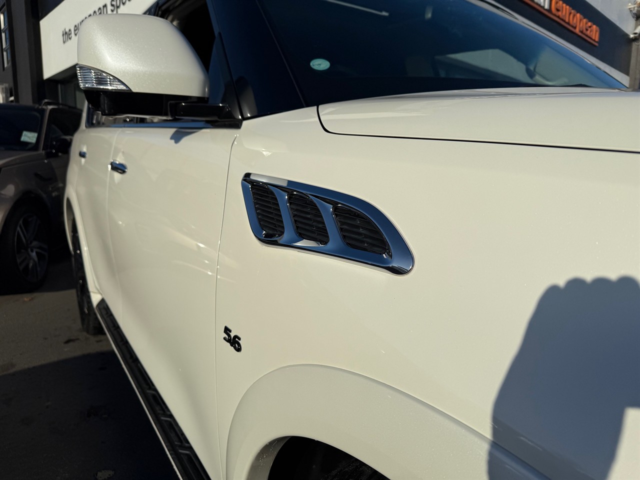 2016 INFINITI QX80