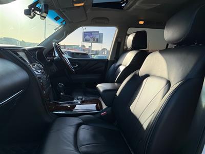 2016 INFINITI QX80 - Thumbnail