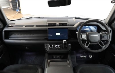 2021 Land Rover Defender - Thumbnail