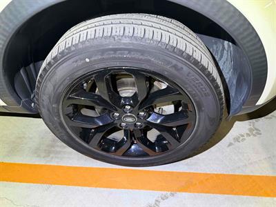 2019 Land Rover Discovery Sport - Thumbnail