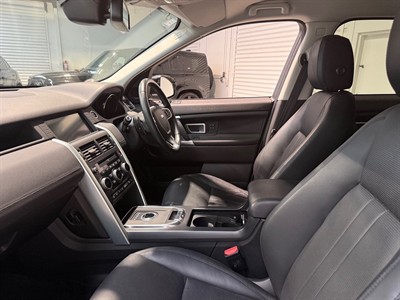 2019 Land Rover Discovery Sport - Thumbnail