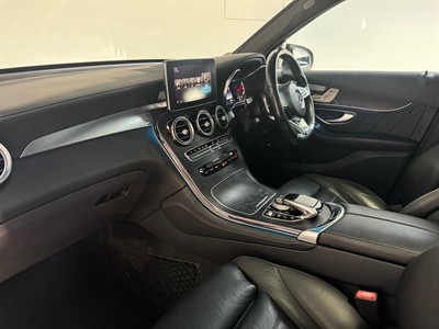 2016 Mercedes-Benz GLC 43 - Thumbnail