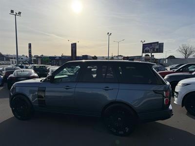 2018 Land Rover Range Rover - Thumbnail